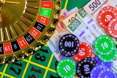Three Card Poker strategy chart displayed on h5 d06 table interface